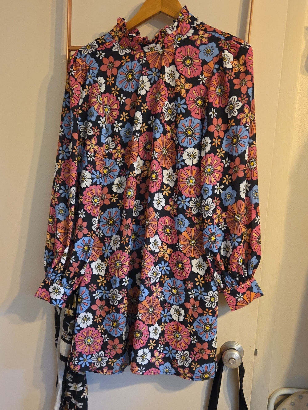 Smak Parlour Unique Vintage Floral High-Neck Retro Long-Sleeve Dress